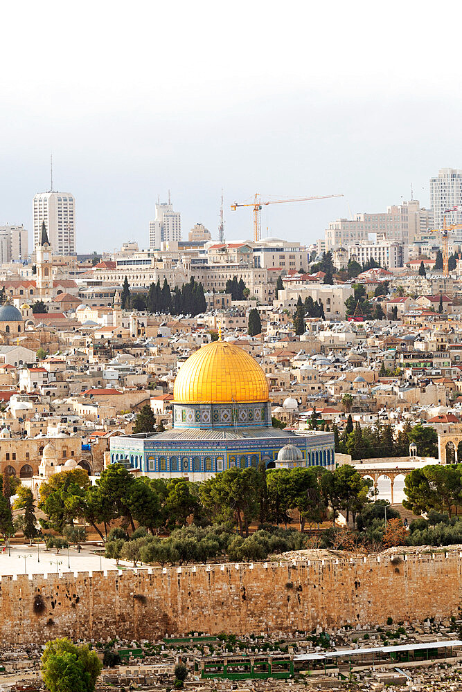 The Dome of the Rock, an Islamic shrine, in the Old City, UNESCO World Heritage Site, Jerusalem, Israel, Middle East