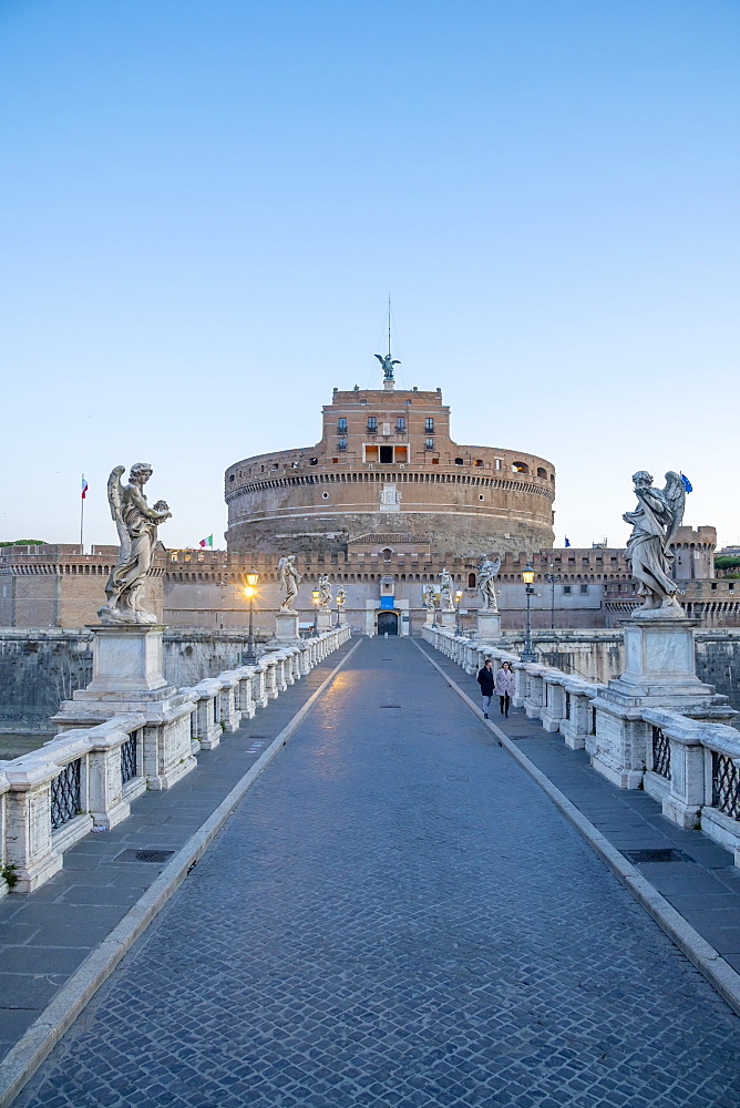 St. Angelo Bridge (Ponte Sant'Angelo) and Castel Sant'Angelo, UNESCO World Heritage Site, Rome, Lazio, Italy, Europe