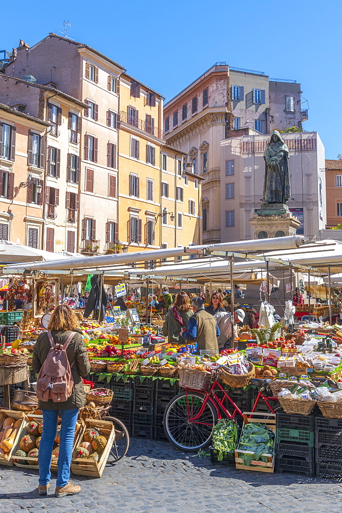 Market stalls, Campo de Fiori, Regola, Rome, Lazio, Italy, Europe