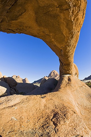 Rock Arch, natural rock arche, Spitzkoppe mountain, Namibia, Africa