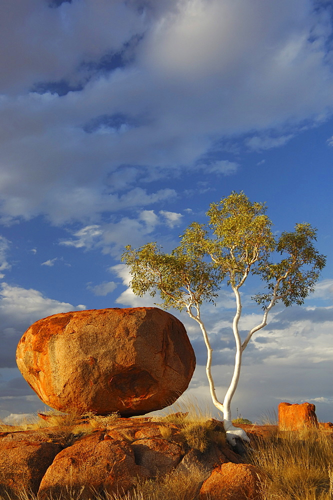 The Devils Marbles (Karlu Karlu), Northern Territory, Australia