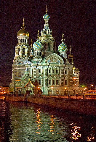 White Nights, GUS Russia St Petersburg 300 years old Venice of the North Gribojedow Chanel Ressurection Church built 1883 to 1907 by Ignati Malyschew and Alfred Parland highest Tower 81 m Moskowian Style of 16 and 17 Century Consecration with Zar Nikolaus