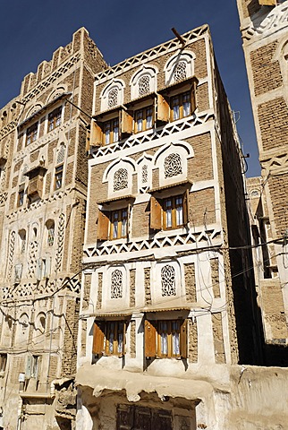 Decorated house in the old town of Sanaa, SanaÂ´a, Yemen