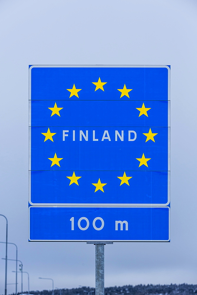 Border sign, border between Sweden and Finland, Karesuando, Norrbotten County, Sweden, Europe