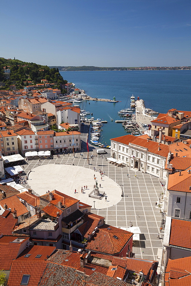 View of the historic centre with the harbour and Tartini Square, Piran, Istria, Slovenia, Europe