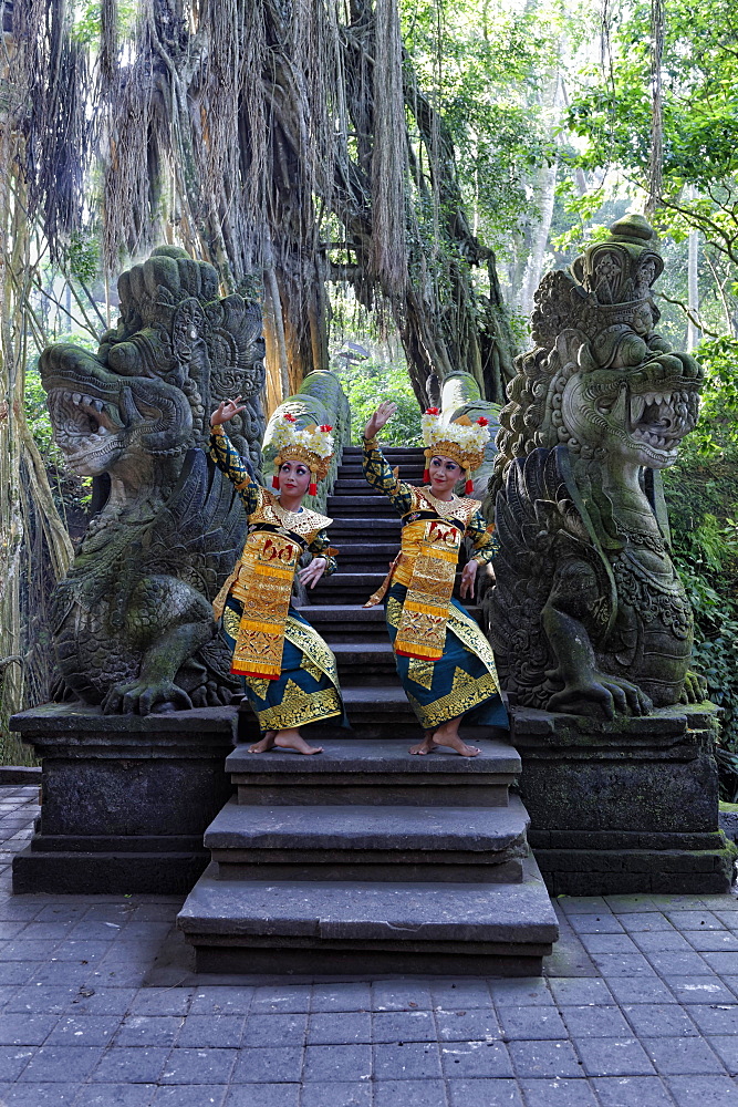 Two Balinese dancers, Monkey Forest, Ubud, Bali, Indonesia, Asia