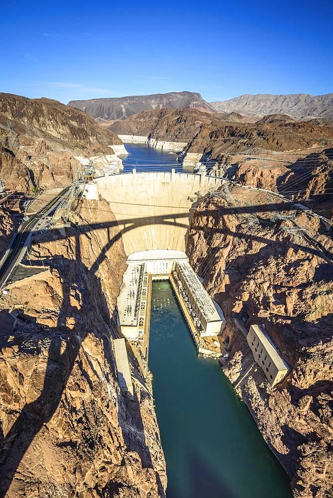 View from the Hoover Dam Bypass Bridge to the dam wall of the Hoover Dam, Hoover Dam, Dam, near Las Vegas, Colorado River, Lake Mead, Boulder City, Arizona Border, Nevada, USA, North America