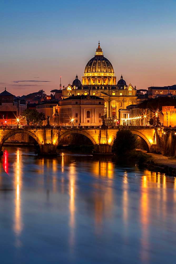 Saint Peter's Basilica with Sant' Angelo's Bridge over Tiber at sunset, Rome, Italy, Europe