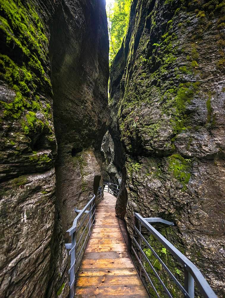 Aare Gorge at Haslital valley or Hasli Valley, Berner Oberland, Meiringen, Canton of Bern, Switzerland, Europe