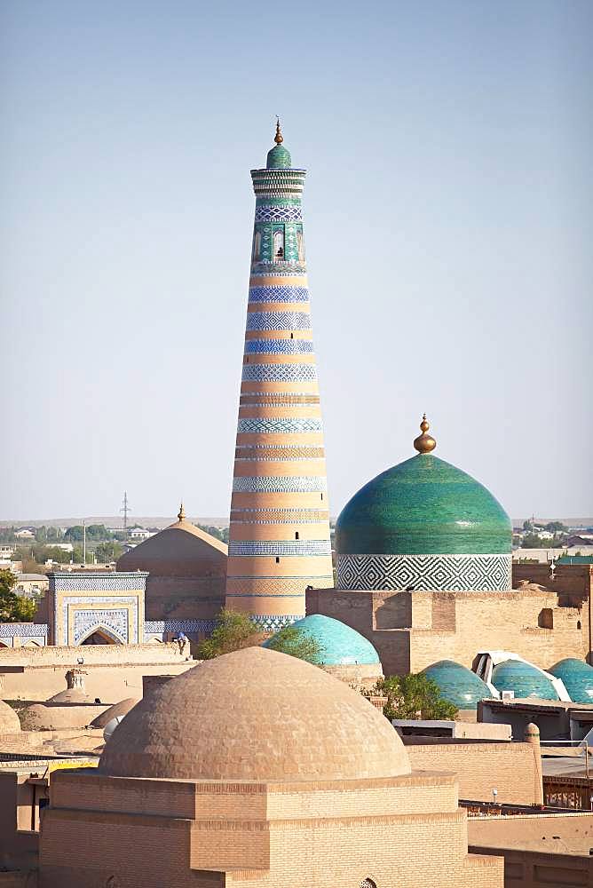 Minaret Islam Khodja, Ichan Qalʼа, Chiwa Old Town, Xorazm Province, Uzbekistan, Asia