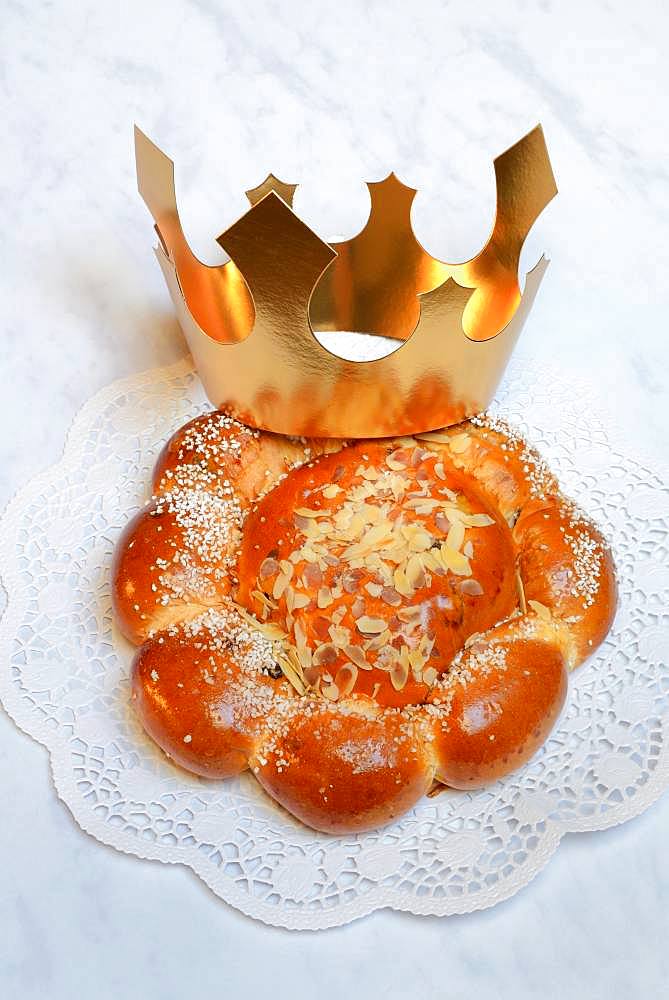 Epiphany cake with crown, Switzerland, Europe