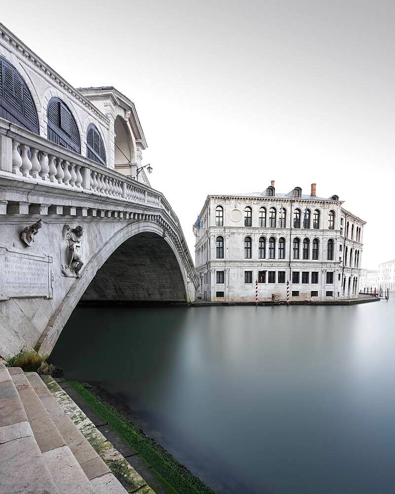 Rialto Bridge on the Grand Canal, Venice, Germany, Europe