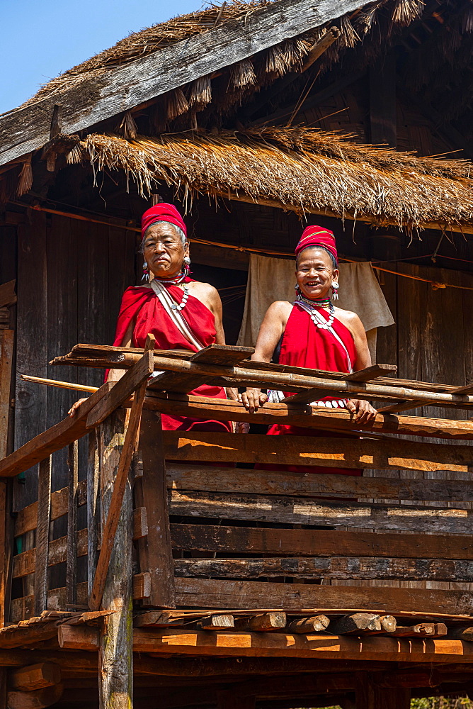 Old Kayan women, Kayah village, Loikaw area, Kayah state, Myanmar, Asia