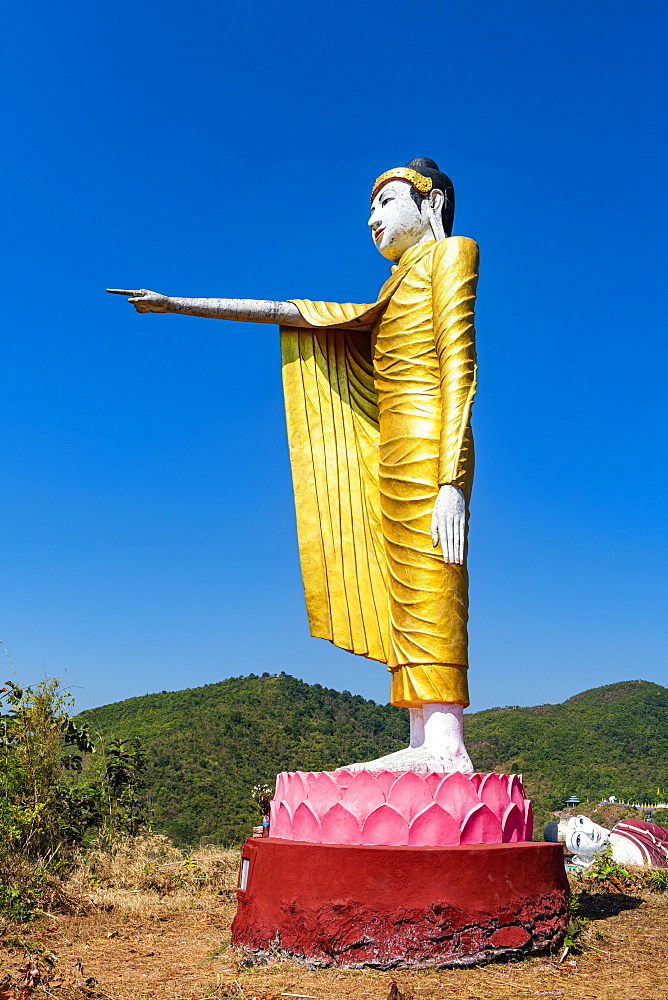 Large standing buddha on a hill, Win Sein Taw Ya outside Mawlamyine, Mon state, Myanmar, Asia