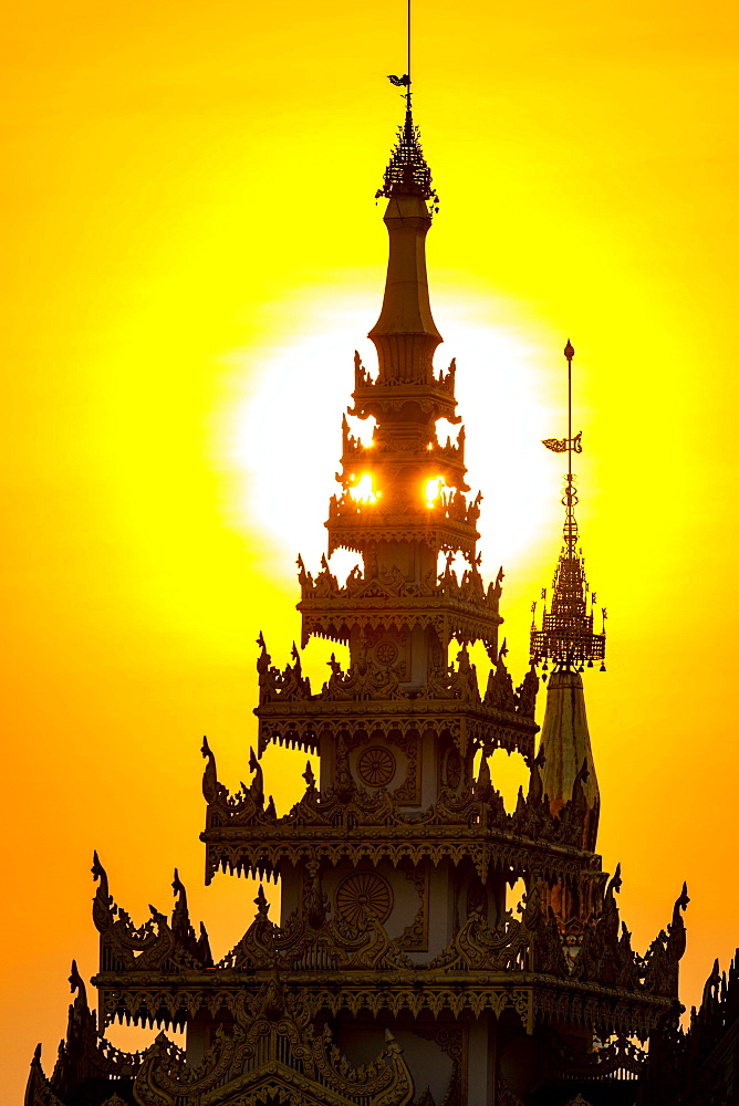 Shwedagon pagoda at sunset, Yangon, Myanmar, Asia