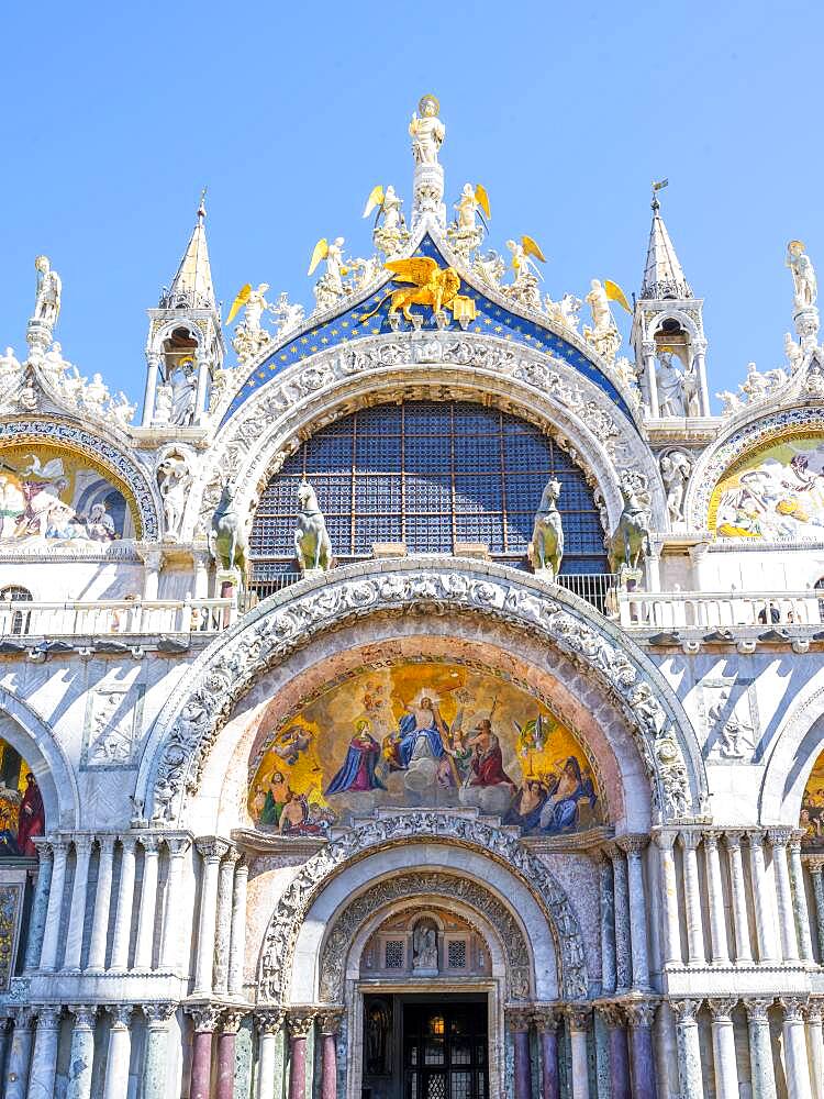 Archway of the Basilica of St. Mark, San Marco, Venice, Veneto, Italy, Europe