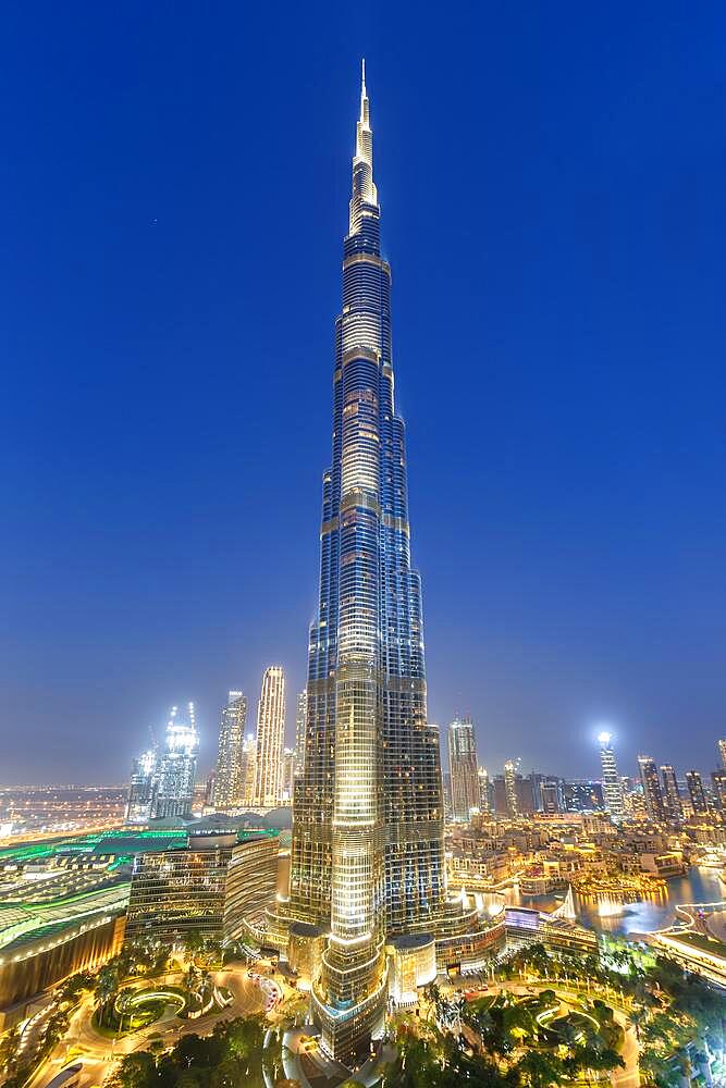 Dubai Burj Khalifa Kalifa skyscraper skyline architecture by night in Dubai, United Arab Emirates, Asia