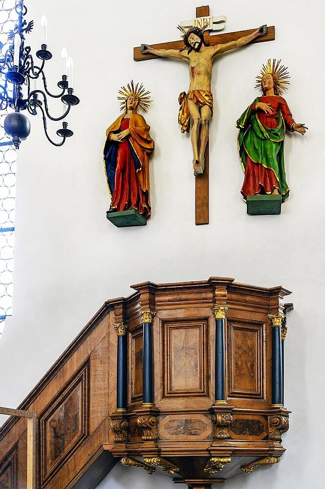 Pulpit and Christ on the Cross, Spitalkirche zum Heiligen Geistr, Wangen im Allgaeu, Baden-Wuerttemberg, Germany, Europe