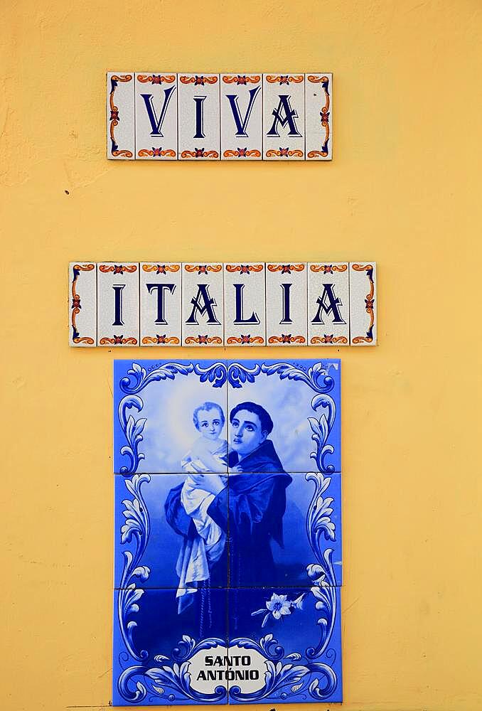 Azulejo and Viva Italia, Motif, Santo Antonio, Madeira, Portugal, Europe