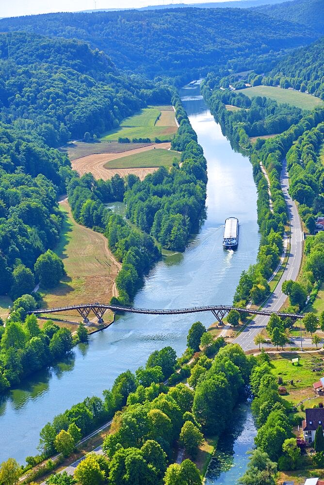 View of the wooden bridge near Essing over the Main-Danube Canal, Tatzelwurm or also Tatzlwurm, Essing, Altmuehltal, Lower Bavaria, Bavaria, Germany, Europe