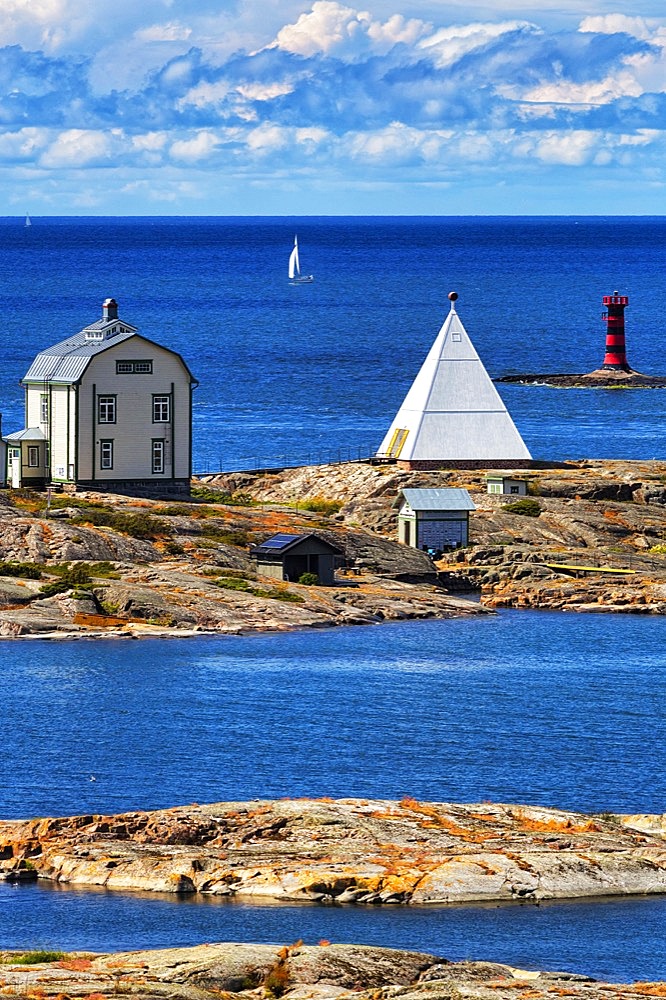 Old pilot station Kobba Klintar with museum and exhibition building in the shape of a pyramid, small island in the archipelago, harbour entrance Mariehamn, Aland Islands, Gulf of Bothnia, Baltic Sea, Finland, Europe