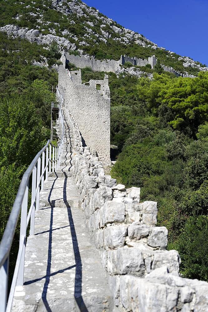 Fortress wall, Ston, Dubrovacko-Neretvanska, Croatia, Europe