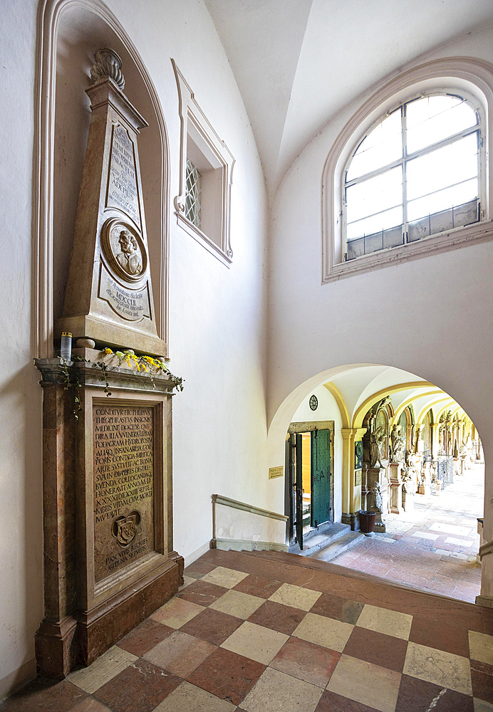 Tomb of Paracelsus, Theophrastus Bombast von Hohenhelm, Sebastian Cemetery, Church of Saint Sebastian, Salzburg, Austria, Europe