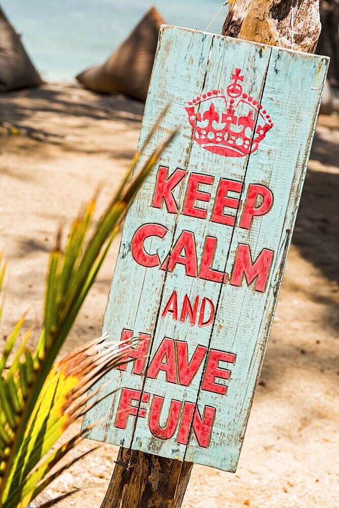 Sign with motto, wooden sign, saying, wisdom, peace, fun, invitation, holiday, travel, tourism