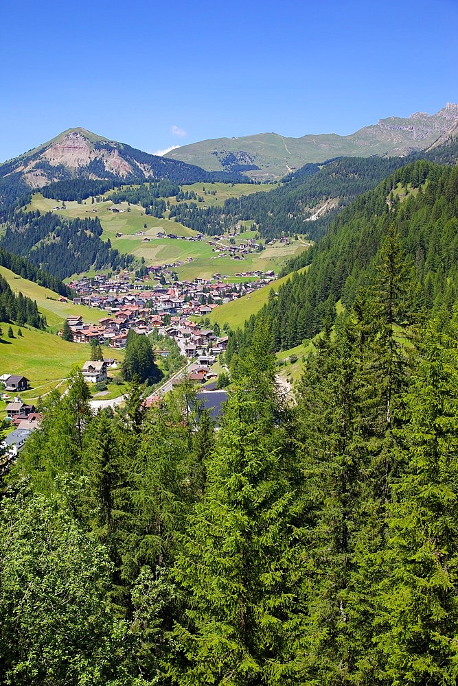 View over town, Selva Gardena, Gardena Valley, Bolzano Province, Trentino-Alto Adige/South Tyrol, Italian Dolomites, Italy, Europe
