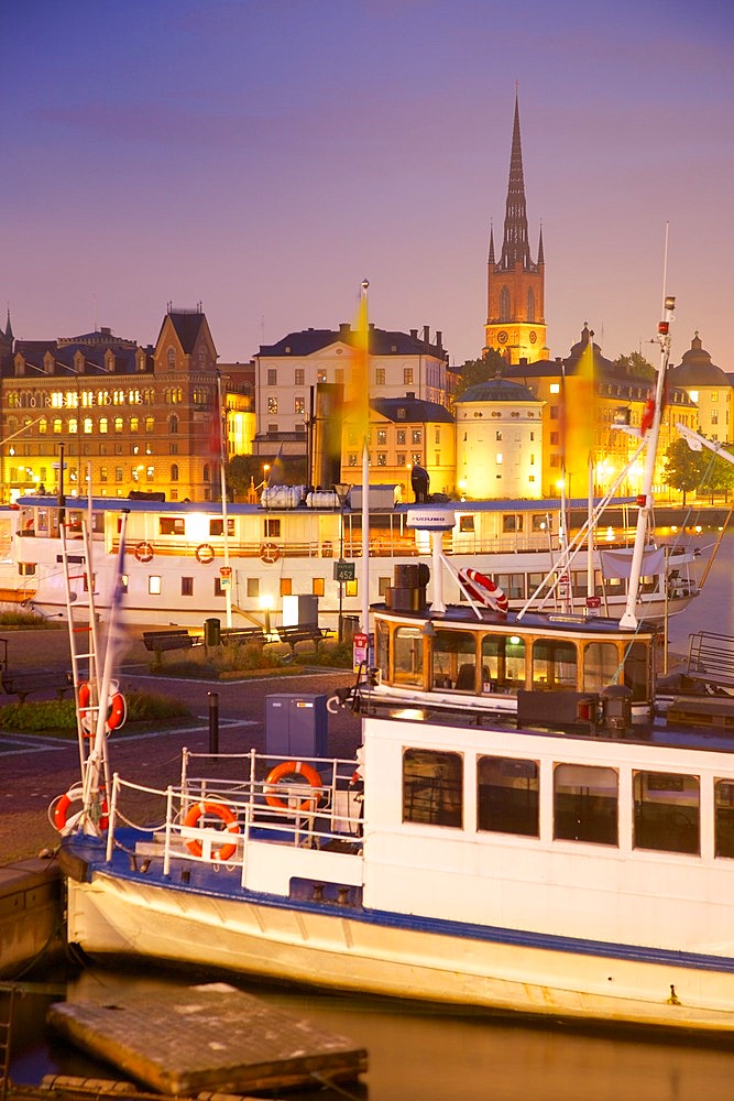 City skyline from City Hall at dusk, Kungsholmen, Stockholm, Sweden, Scandinavia, Europe