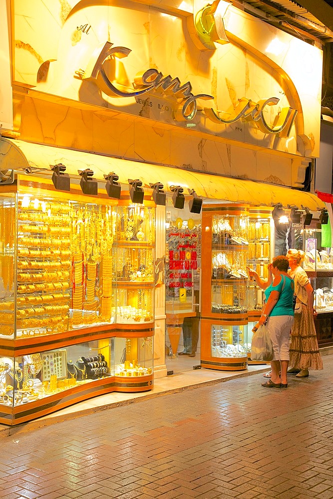 Gold shop in the Gold Souk, Dubai, United Arab Emirates, Middle East