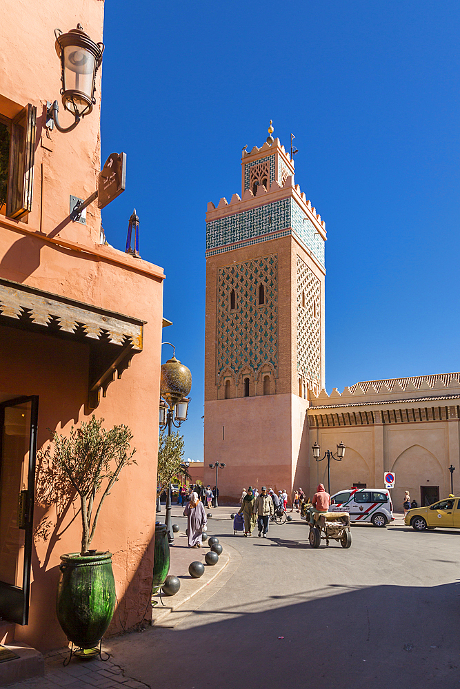 View of the Moulay El Yazid Mosque and street scene, Marrakesh (Marrakech), Morocco, North Africa, Africa