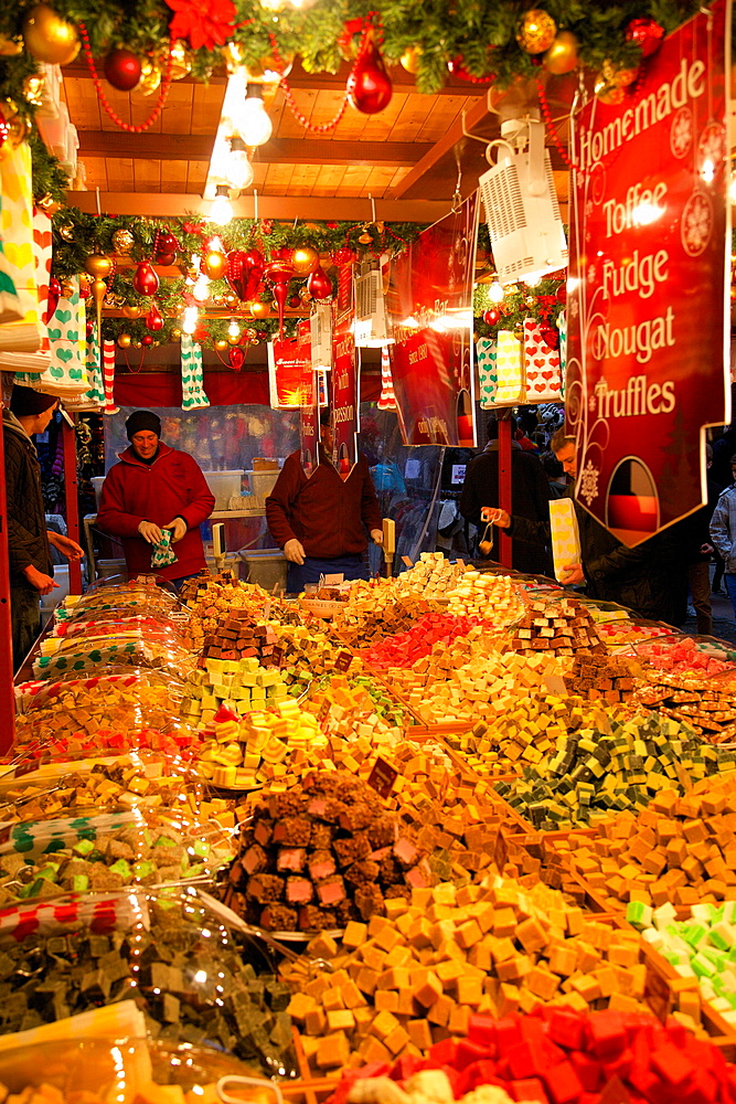 Toffee fudge stall, Christmas Market, Albert Square, Manchester, England, United Kingdom, Europe