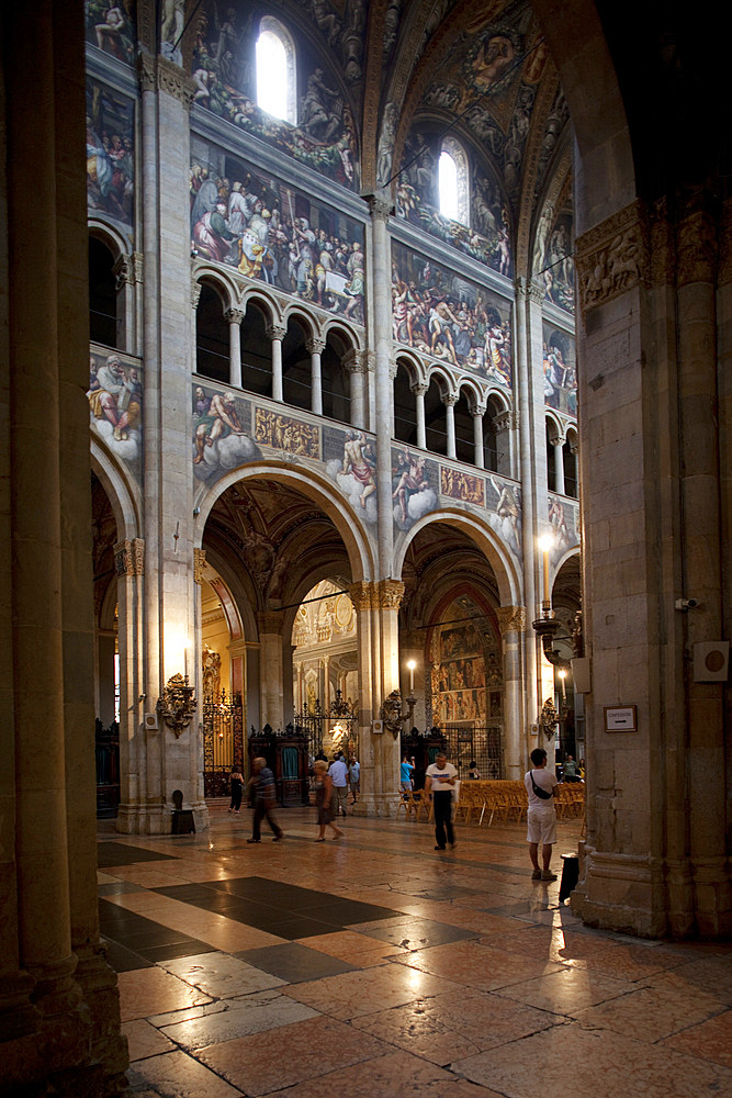Duomo (Cathedral) interior, Parma, Emilia Romagna, Italy, Europe