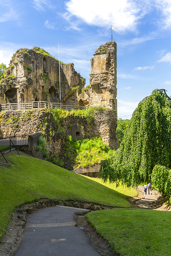 View of the King's Tower at Knaresborough Castle, Knaresborough, North Yorkshire, England, United Kingdom, Europe