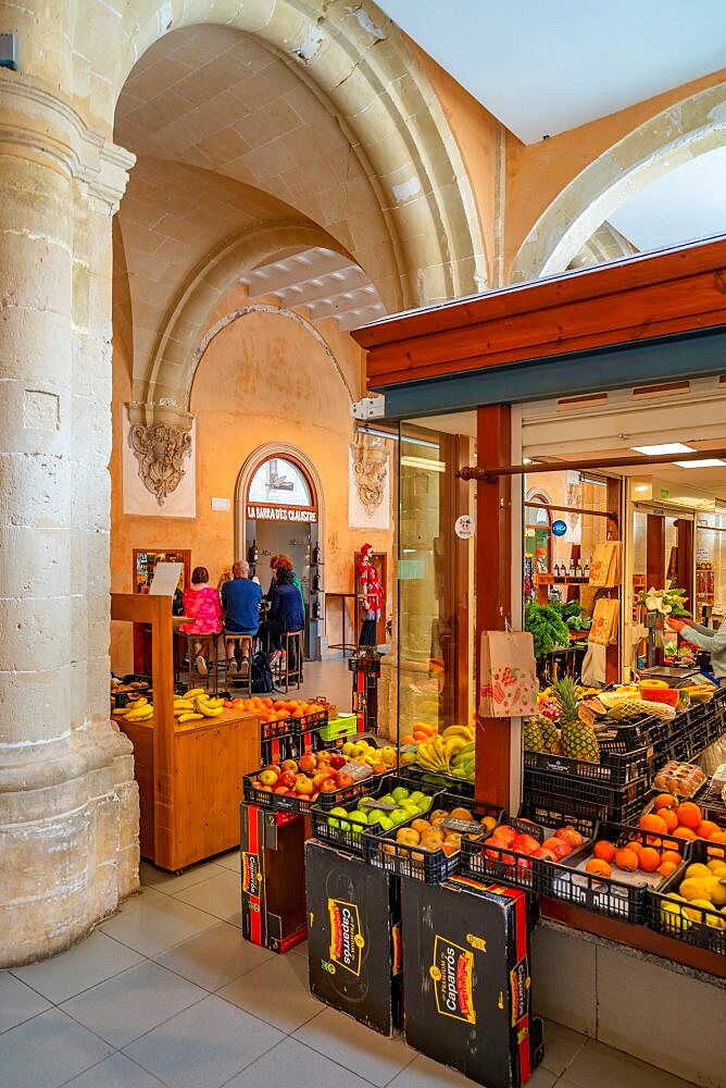 View of Sa Plav?a - Mercat de proximitat de Mav=, food market, Mahv=n (Mao), Memorca, Balearic Islands, Spain, Europe