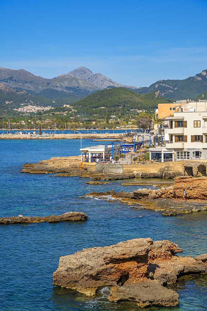 View of rocky shoreline and the sea at Port d'Andratx, Majorca, Balearic Islands, Spain, Mediterranean, Europe