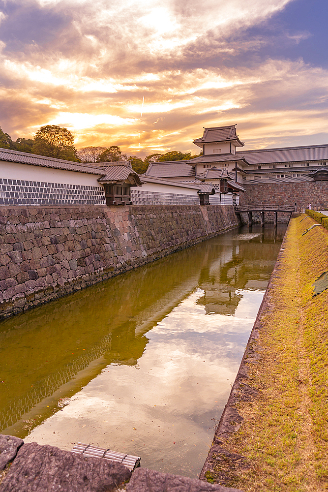 View of Hashizume-mon Gate, Kanazawa Castle, Kanazawa City, Ishikawa Prefecture, Honshu, Japan