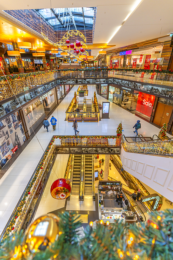 View of interior of the Mall of Berlin at Christmas, Mitte, Berlin, Germany, Europe