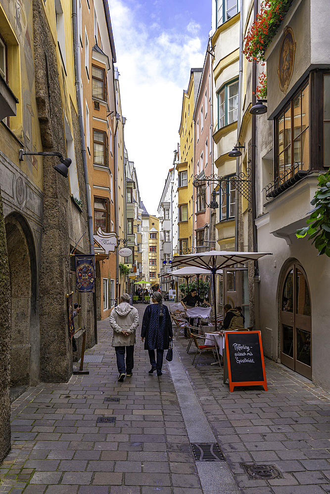 View of narrow street in the old town of Innsbruck on a sunny day in summer, Innsbruck, Tyrol Region, Austria, Europe