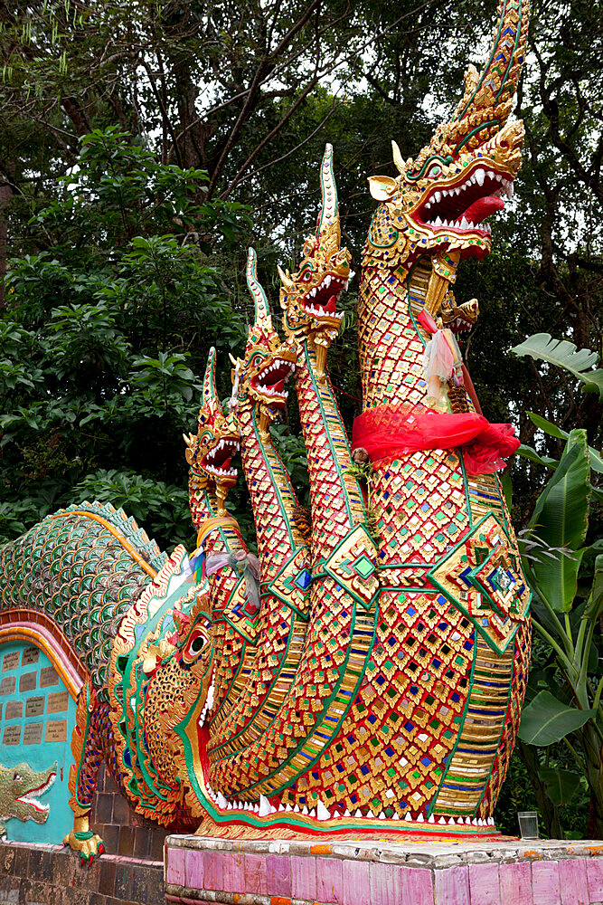 Mythical beasts at entrance to Wat Phra That Doi Suthep, Chiang Mai, Northern Thailand, Thailand, Southeast Asia, Asia