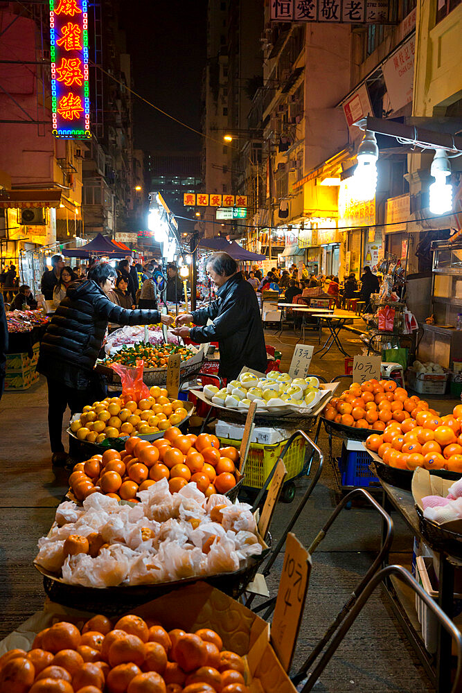 Temple Street Night Market, Kowloon, Hong Kong, China, Asia