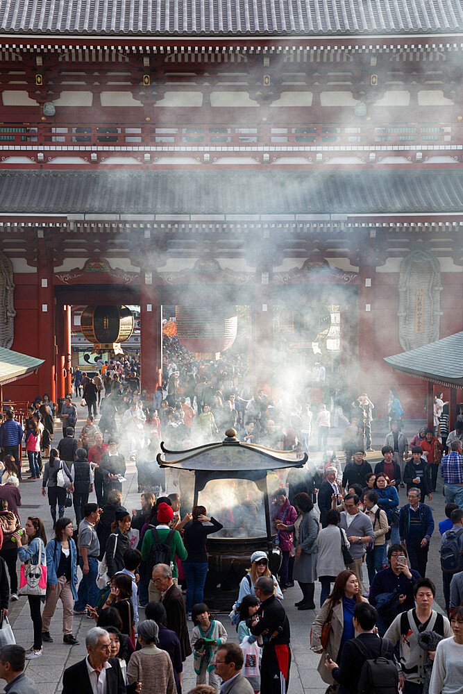 Senso-ji, ancient Buddhist temple, Asakusa, Tokyo, Japan, Asia