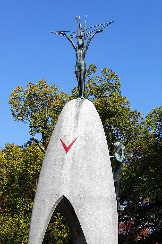 Children's Peace Monument, Hiroshima Peace Memorial Park, Hiroshima, Western Honshu, Japan, Asia