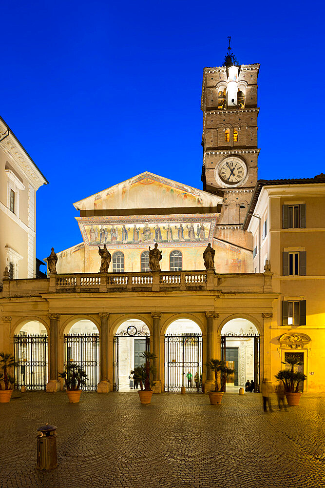 Santa Maria in Trastevere at night, Piazza Santa Maria in Trastevere, Rome, Lazio, Italy, Europe