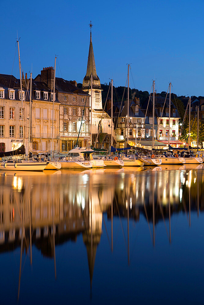 Saint Etienne Quay in Vieux Bassin at night, Honfleur, Normandy, France, Europe