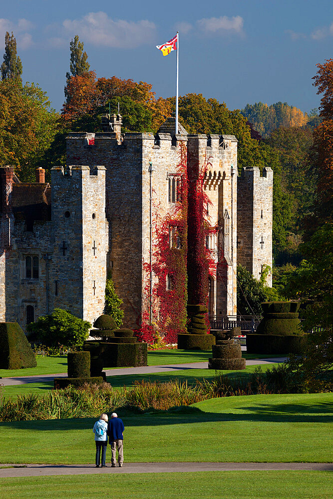 Hever Castle and gardens, Hever, Kent, England, United Kingdom, Europe