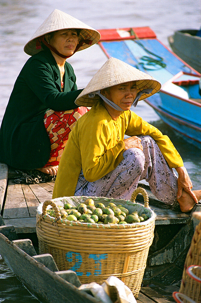 Floating market, Can Tho, Mekong Delta, Vietnam, Indochina, Southeast Asia, Asia