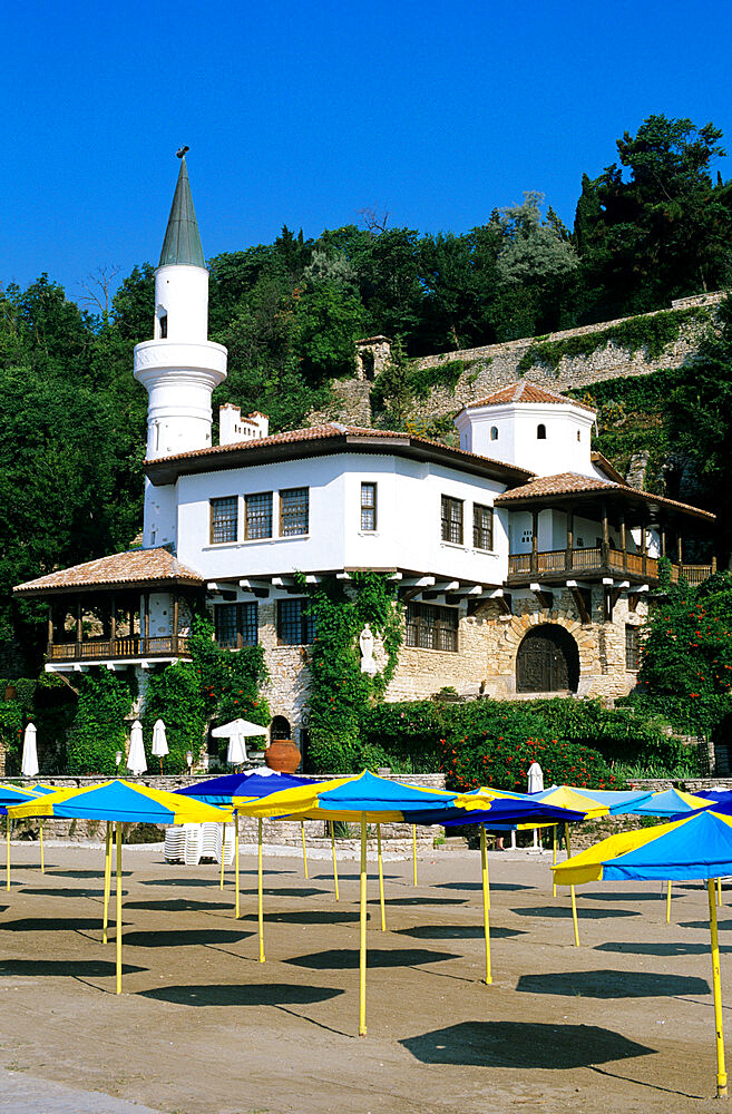 The Quiet Nest villa with minaret, The Palace of Queen Marie, Balchik, Black Sea coast, Bulgaria, Europe