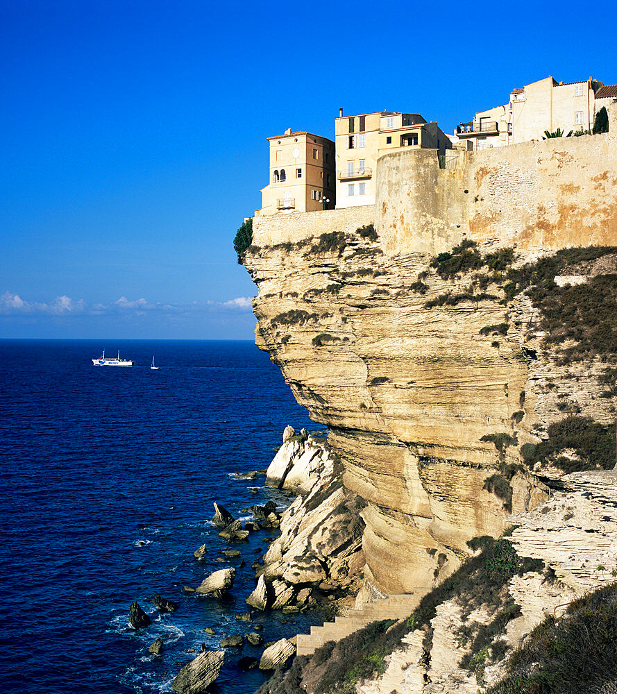 Haute Ville on cliff edge, Bonifacio, South Corsica, Corsica, France, Mediterranean, Europe